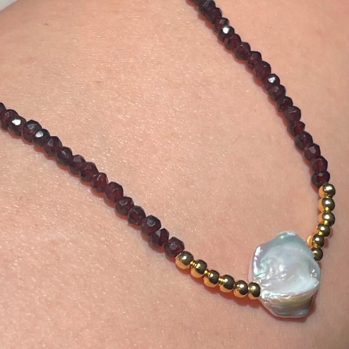 Collar con perla natural