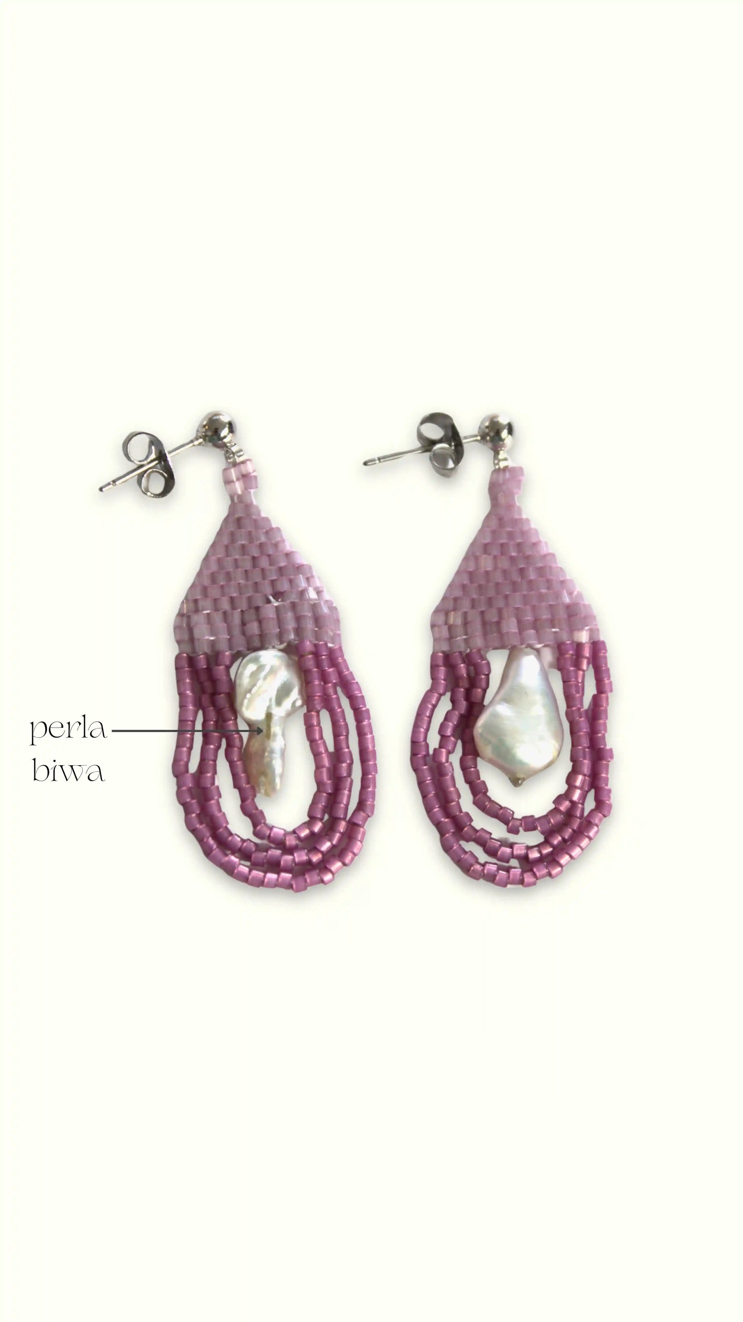 aretes con perla biwa