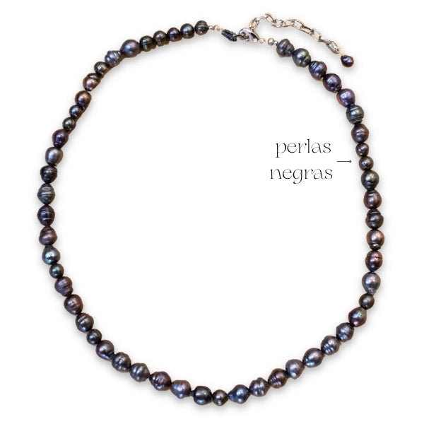 Collar perlas negras