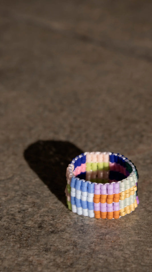 Anillo Croma tejido a mano con miyukis japonesas