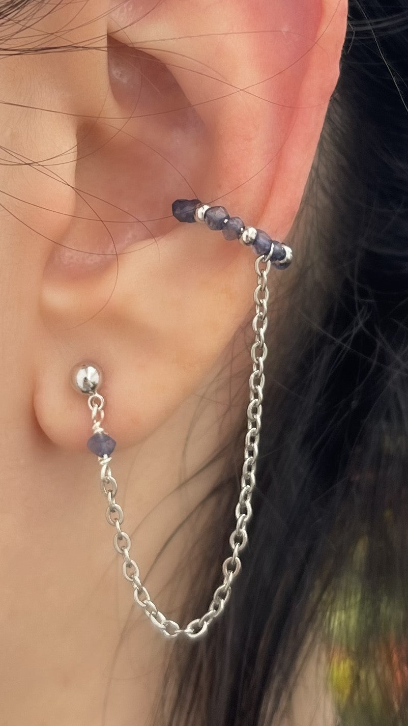 Arete Astra largo estilo statement con piedras naturales iolita