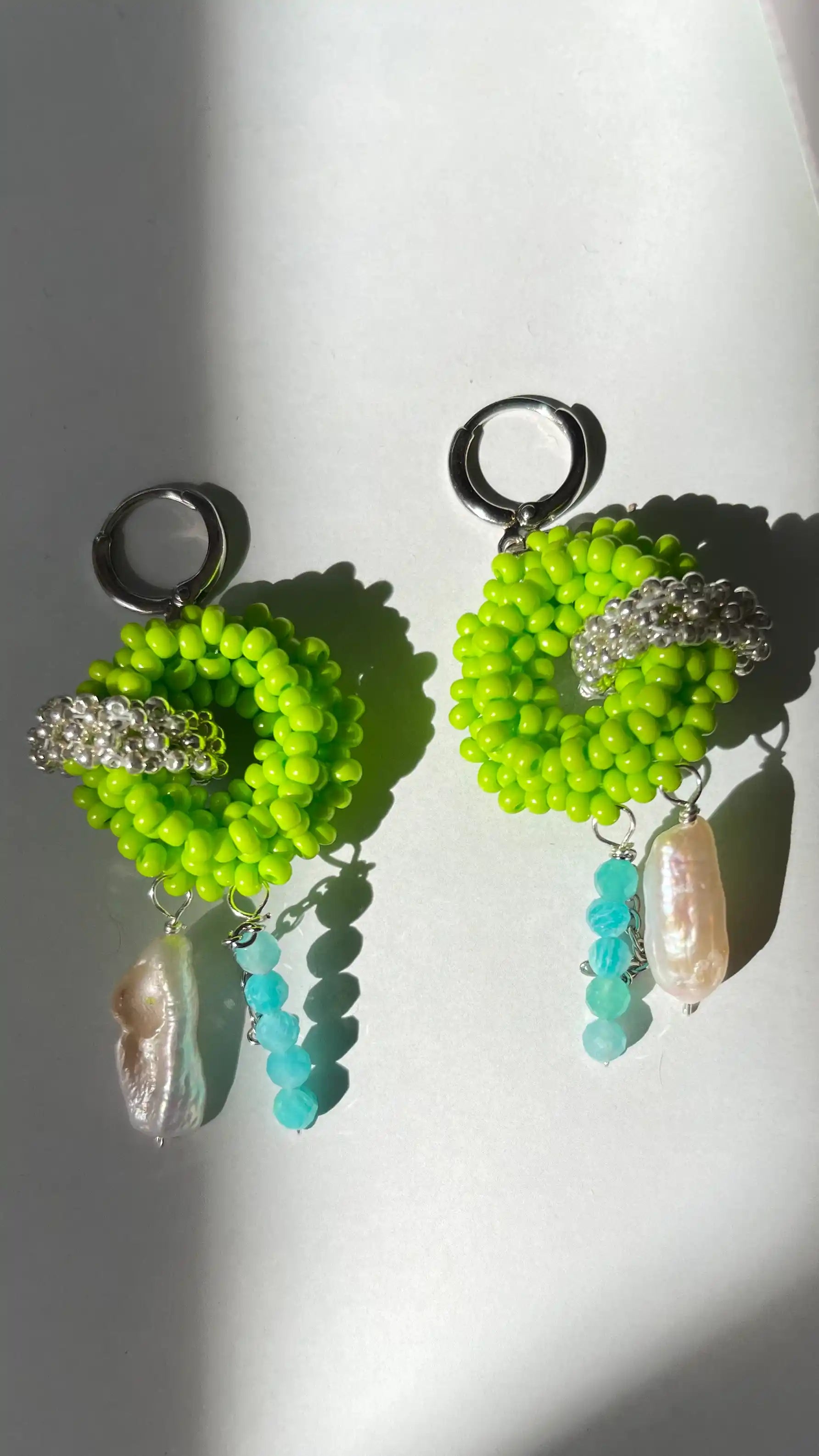 Aretes Aiyana diseño boho chic con perlas naturales