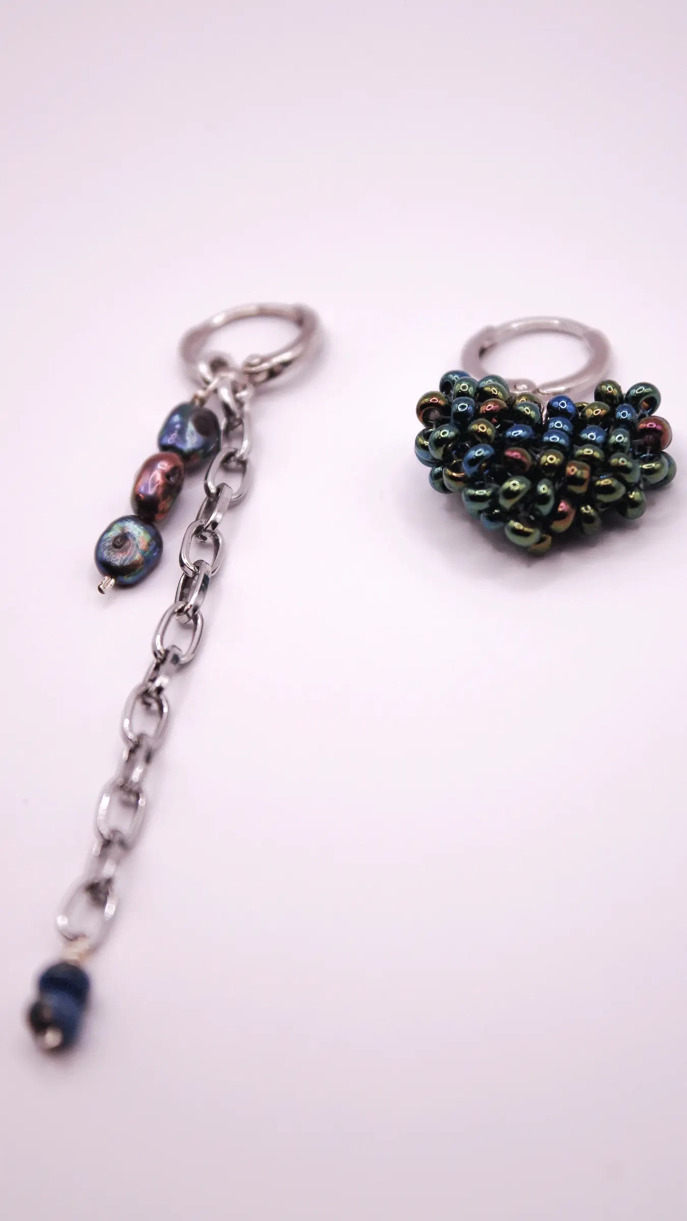 Aretes Inara II con lapislázuli y perlas nugget — URi Atelier