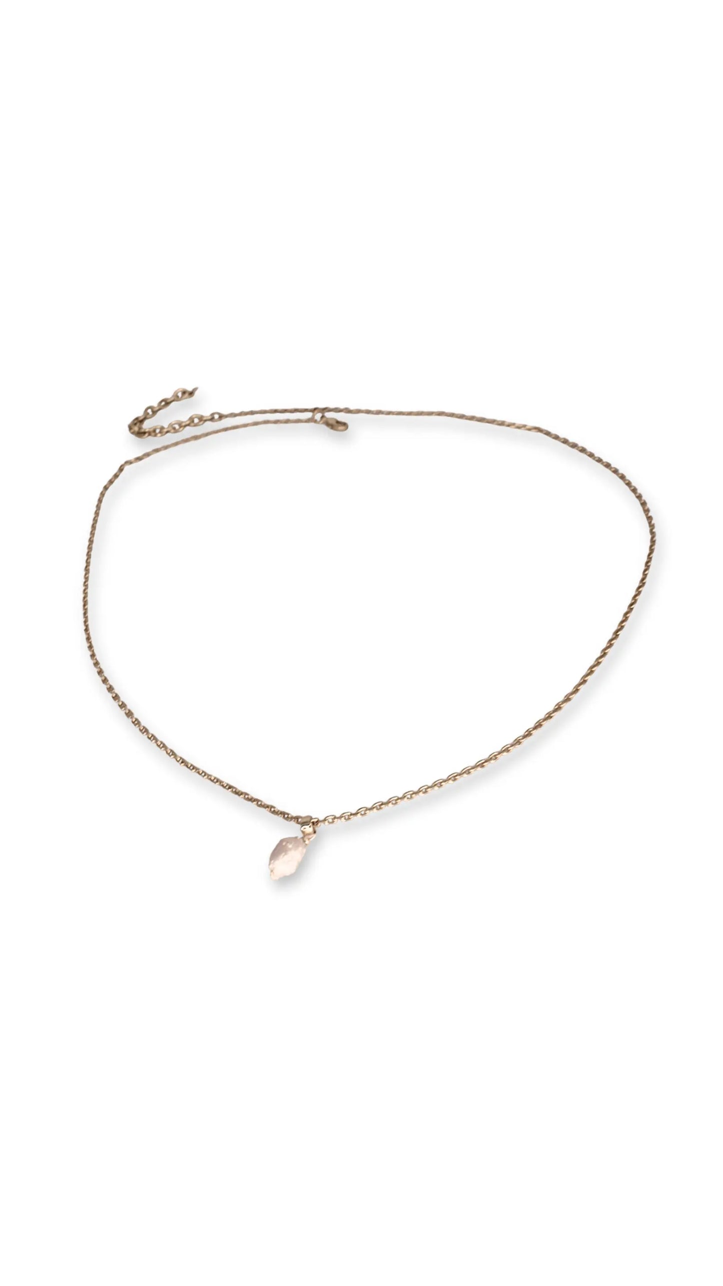Collar Elvi con rubí natural y chapa de oro 18k — URi Atelier