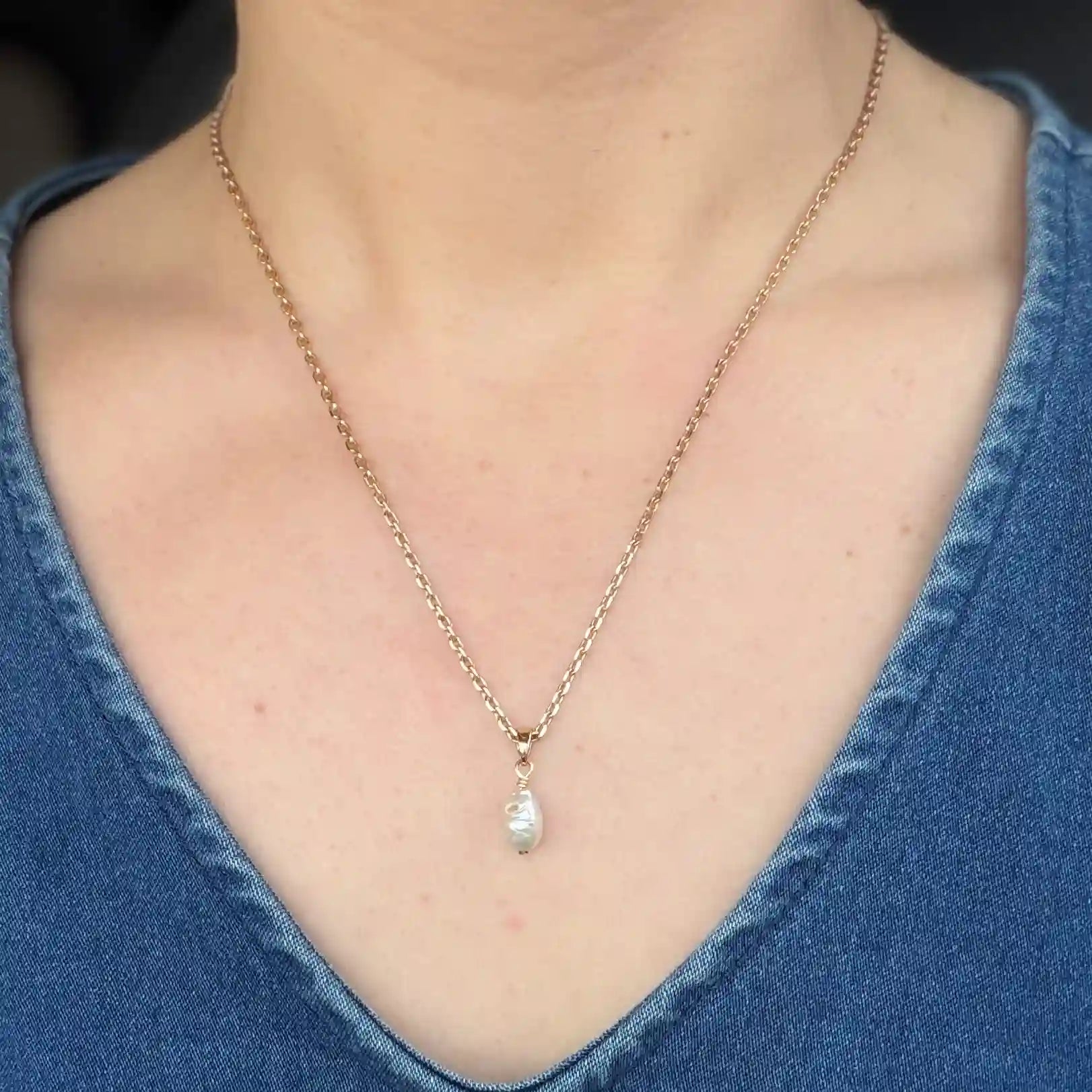 Collar básico con perla 