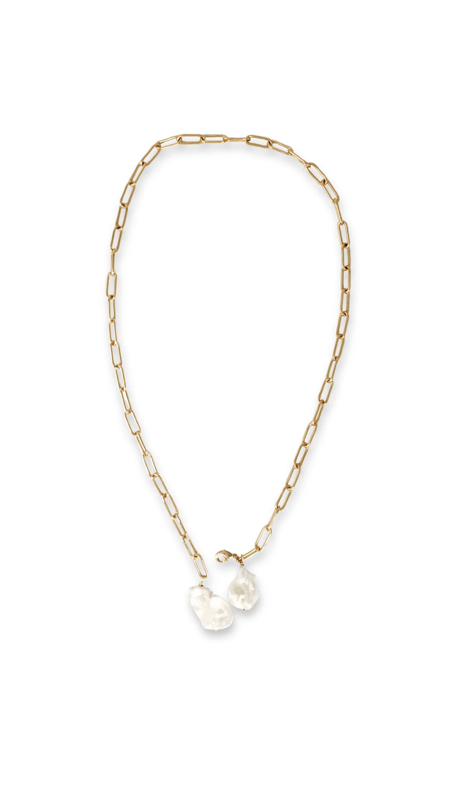 Collar Galatea estilo corbatín