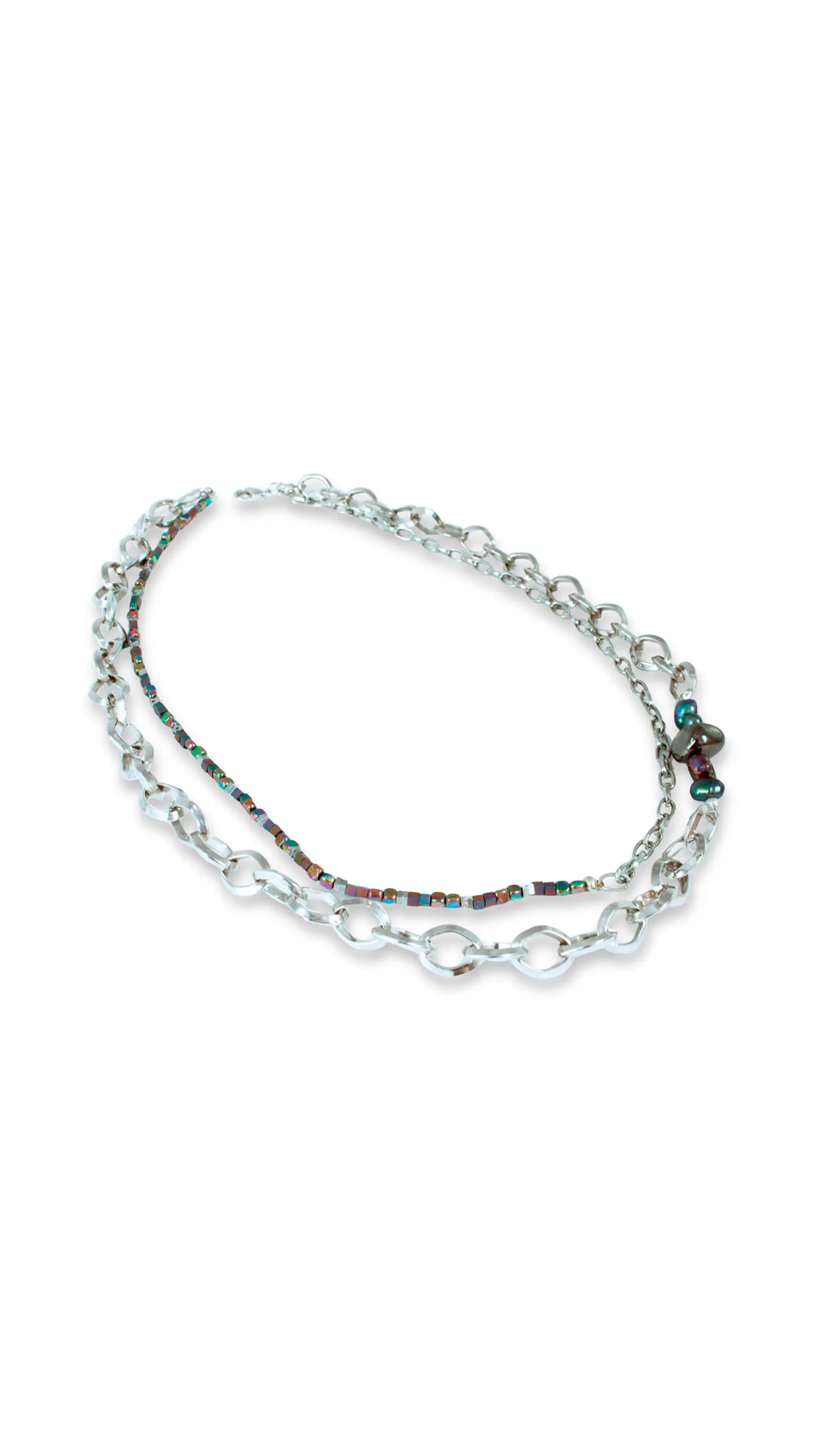Collar artesanal plateado con rodio