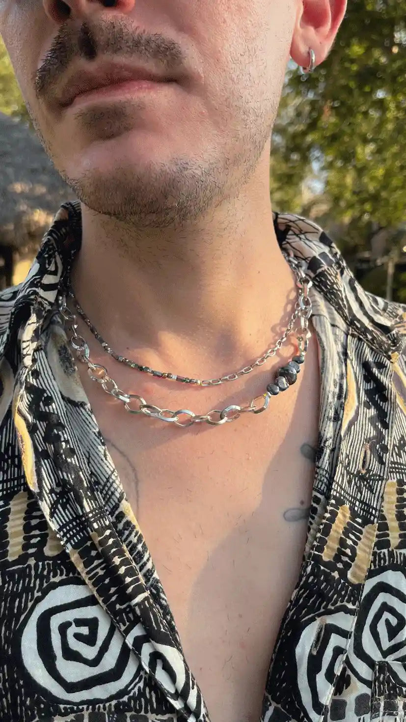 Collar Markab doble con hematita y perla chapa de oro 18k — URi Atelier