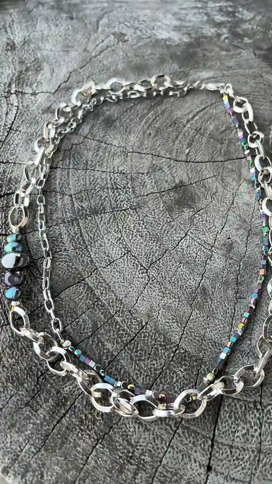 Collar Markab doble con hematita y perla chapa de oro 18k — URi Atelier