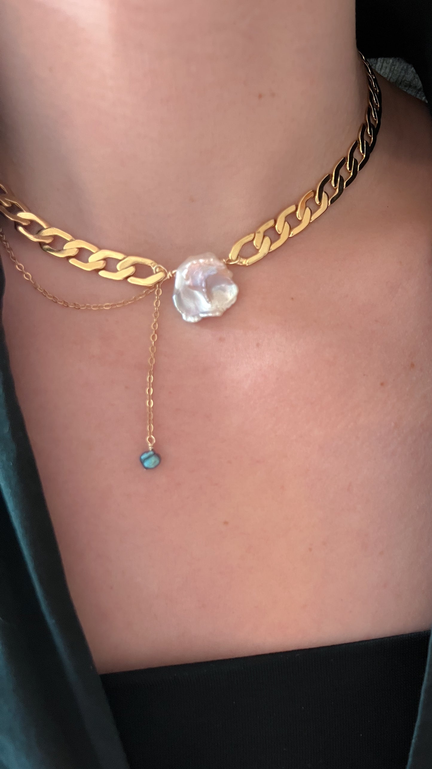 Collar Syna hecho a mano con perlas naturales — URi Atelier