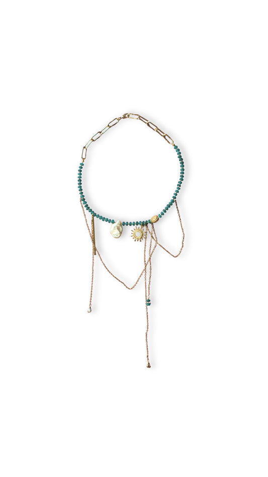 Collar Thiana con jade y dijes