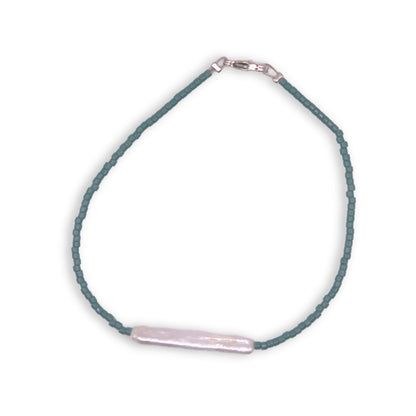 Pulsera Izara con miyuki cristales japoneses y chapa de oro 18k — URi Atelier