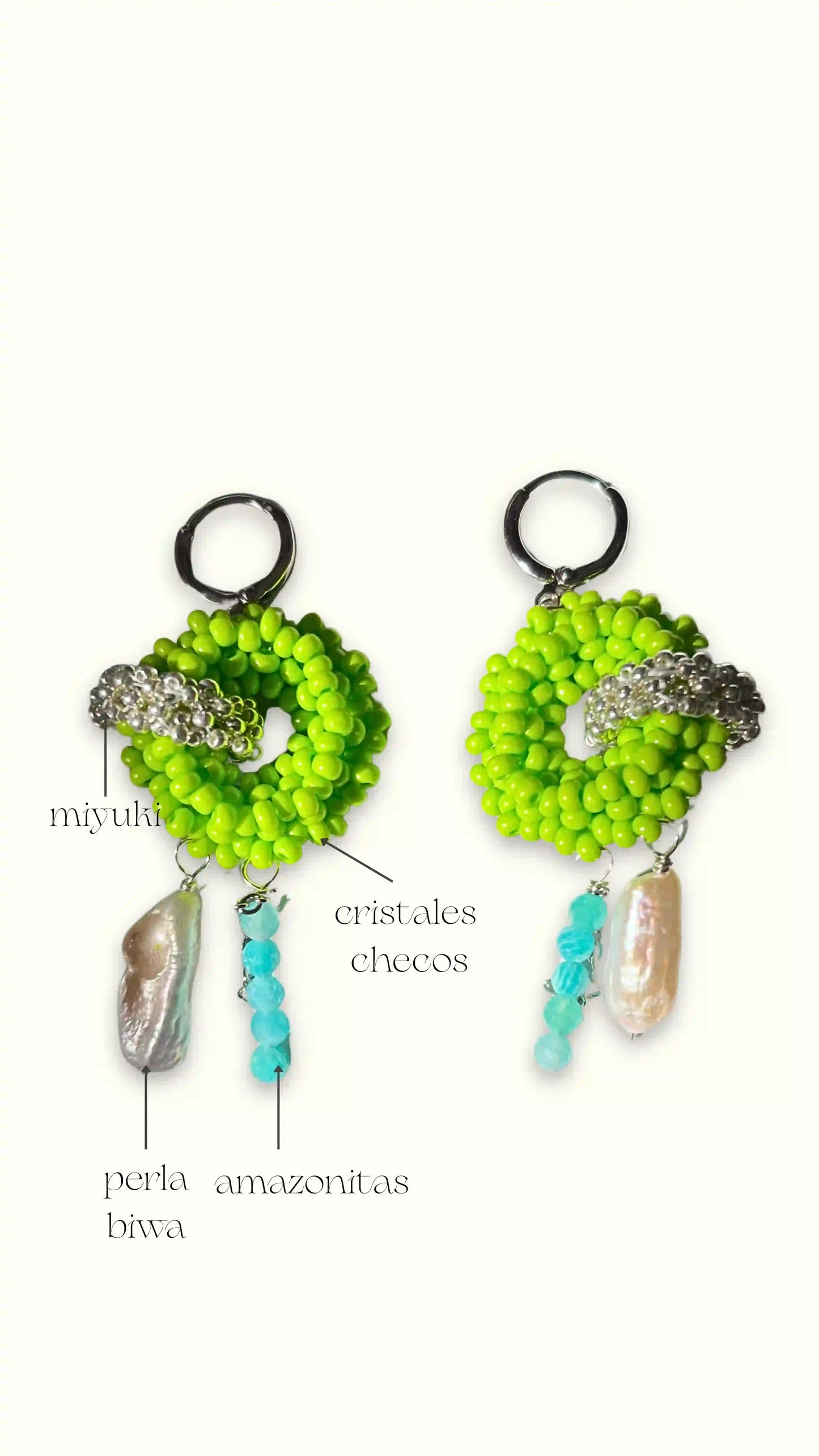 Aretes largos Aiyana con aros tejidos y perlas