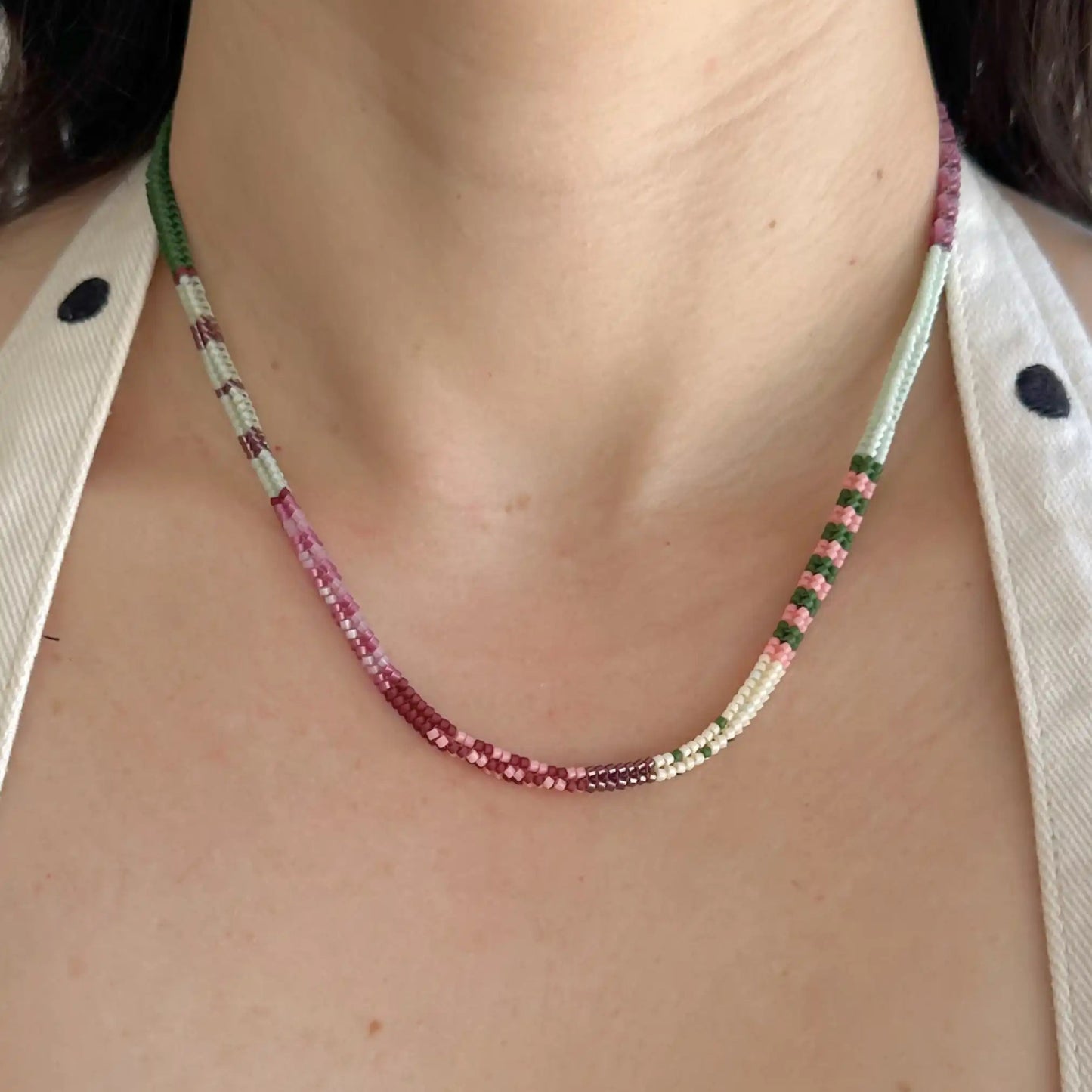 Collar ananta